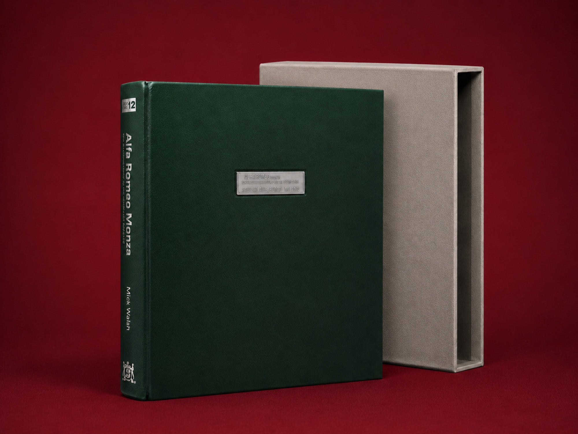 Alfa Romeo Monza - The autobiography of the celebrated 2211130 (Limited Edition)