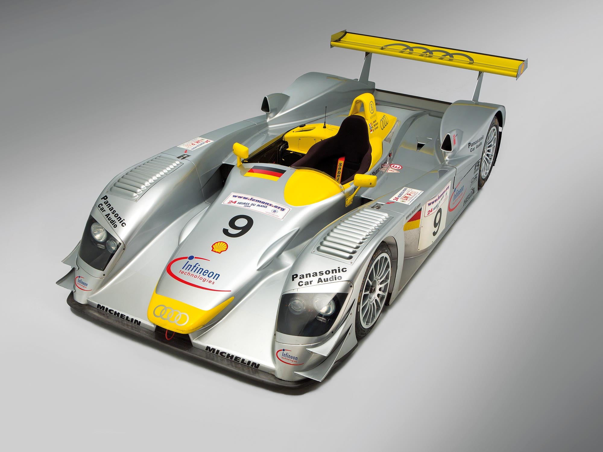 Audi R8 405 Le Mans 2000