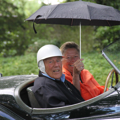 Sir Stirling Moss retires after seven decades of public life