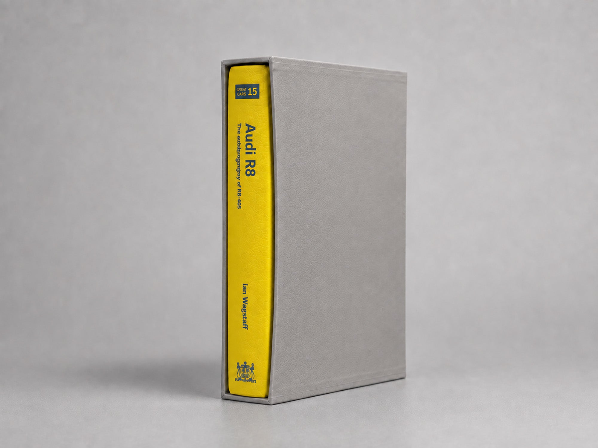 Audi R8 - The autobiography of R8-405 (Limited Edition)