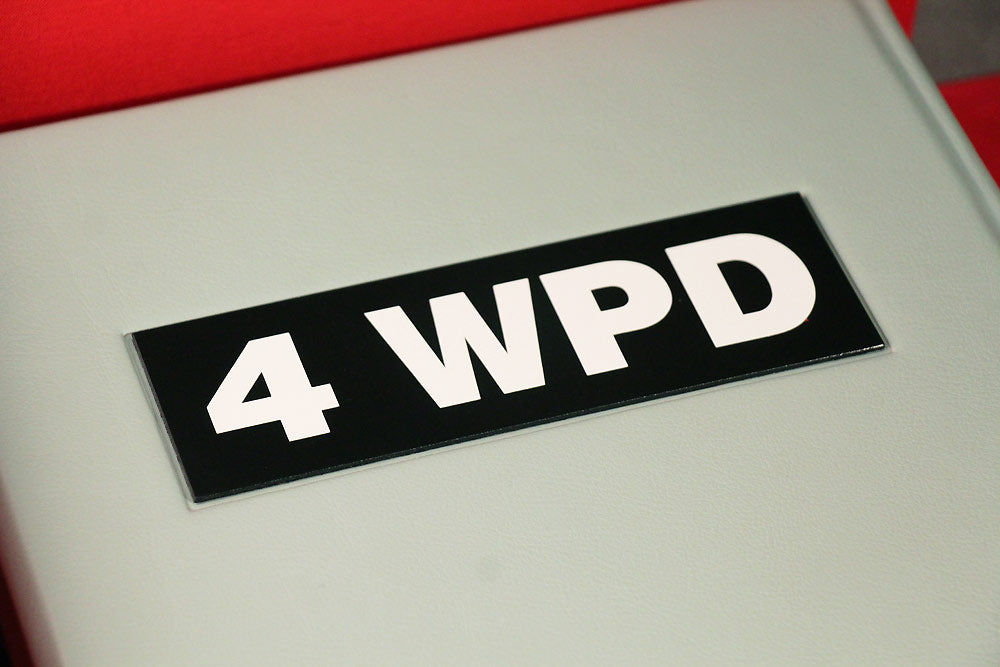 Jaguar Lightweight E-type - The autobiography of 4 WPD (Collectors' Edition)