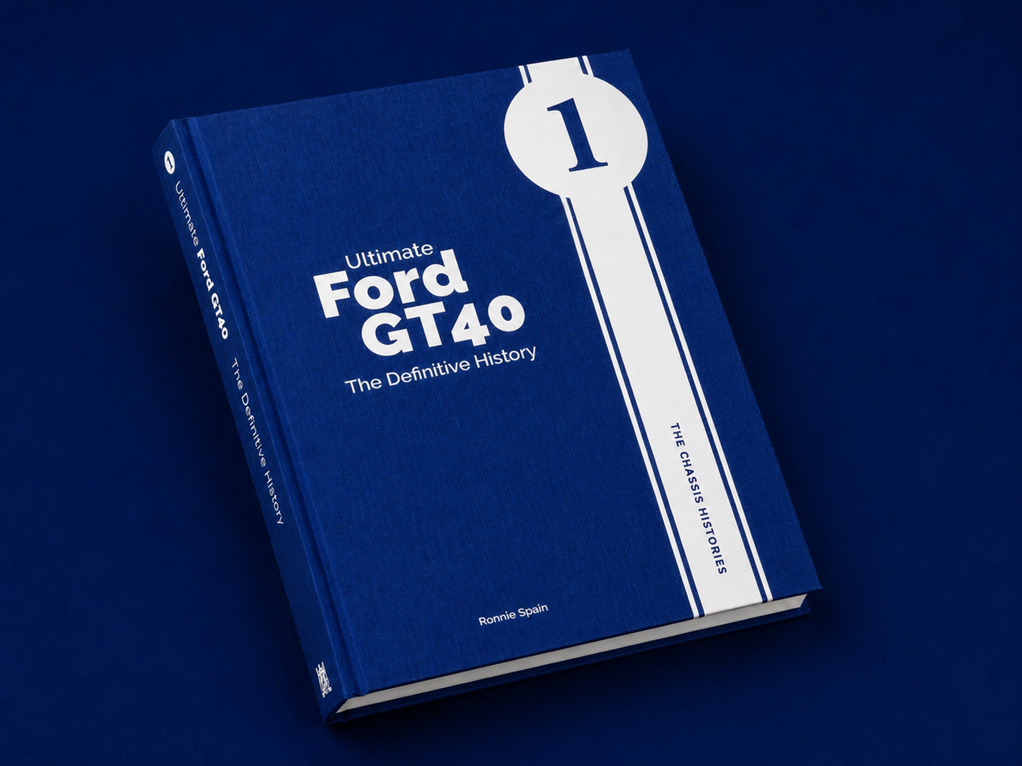 Ultimate Ford GT40  – The Definitive History (Volume 1)