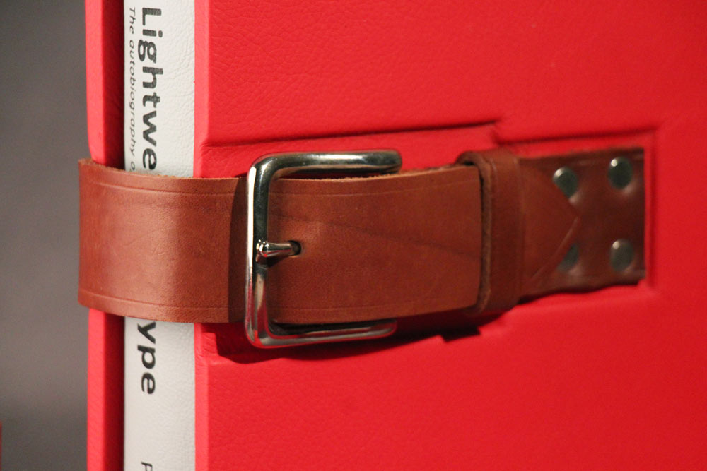 Jaguar Lightweight E-type - The autobiography of 4 WPD (Collectors' Edition)