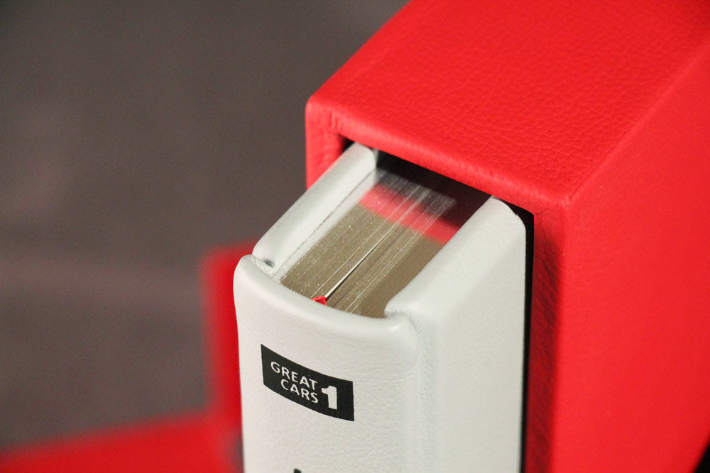 Jaguar Lightweight E-type - The autobiography of 4 WPD (Collectors' Edition)