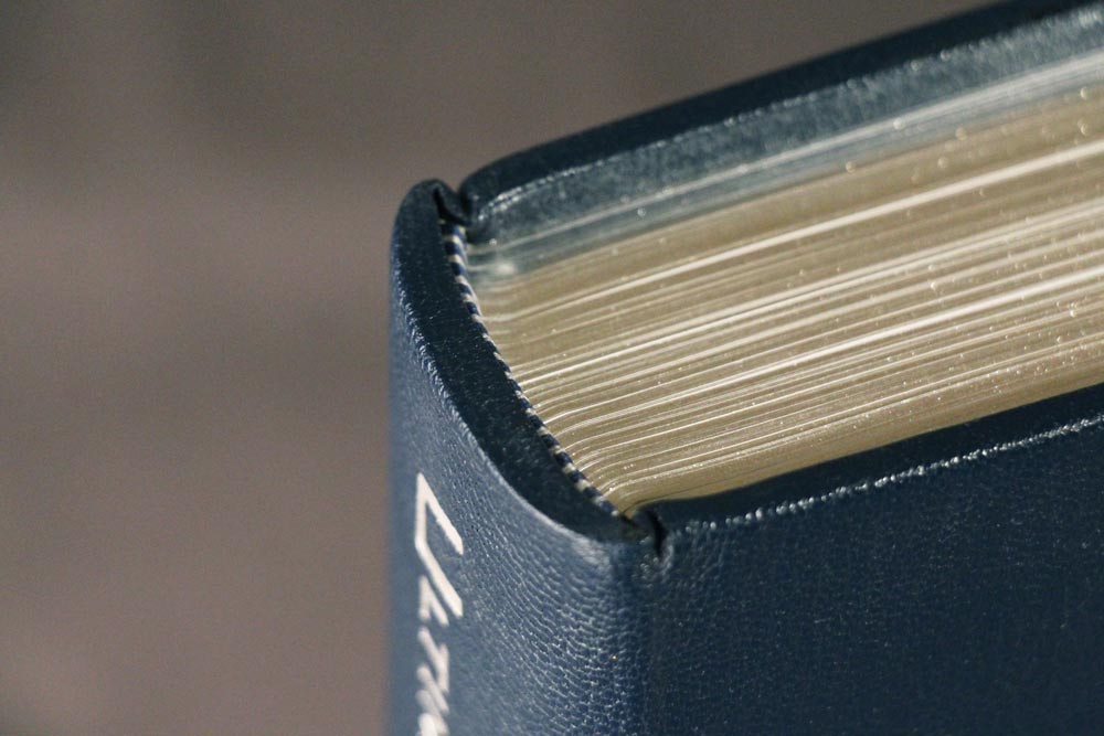 Ultimate E-type book gilt edging