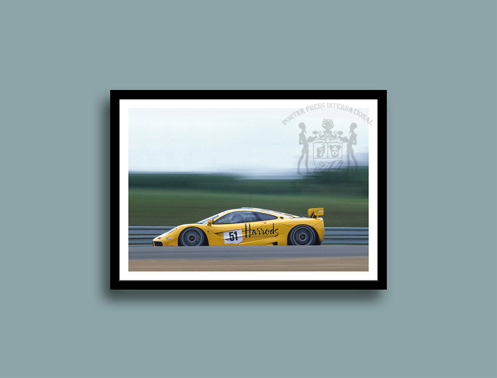 Large McLaren F1 GTR print